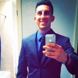 Meet your Posher, Jonathan